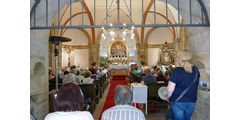 Nachfeier des Mährisch-Neustädter Wachsstockfestes an der Weingartenkapelle (Foto: Karl-Franz Thiede)